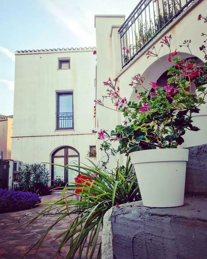 Arco Bianco - Monolocali Apartment Tortoli